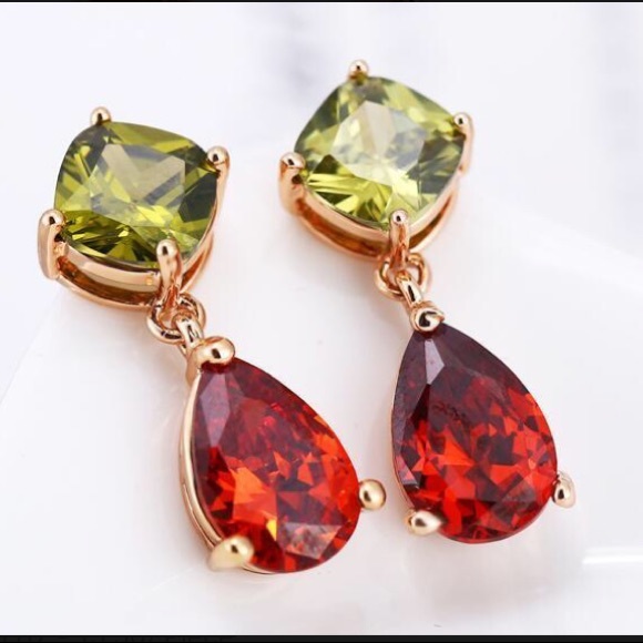 Jewelry - 18k Gold Plated Water Drop Earrings